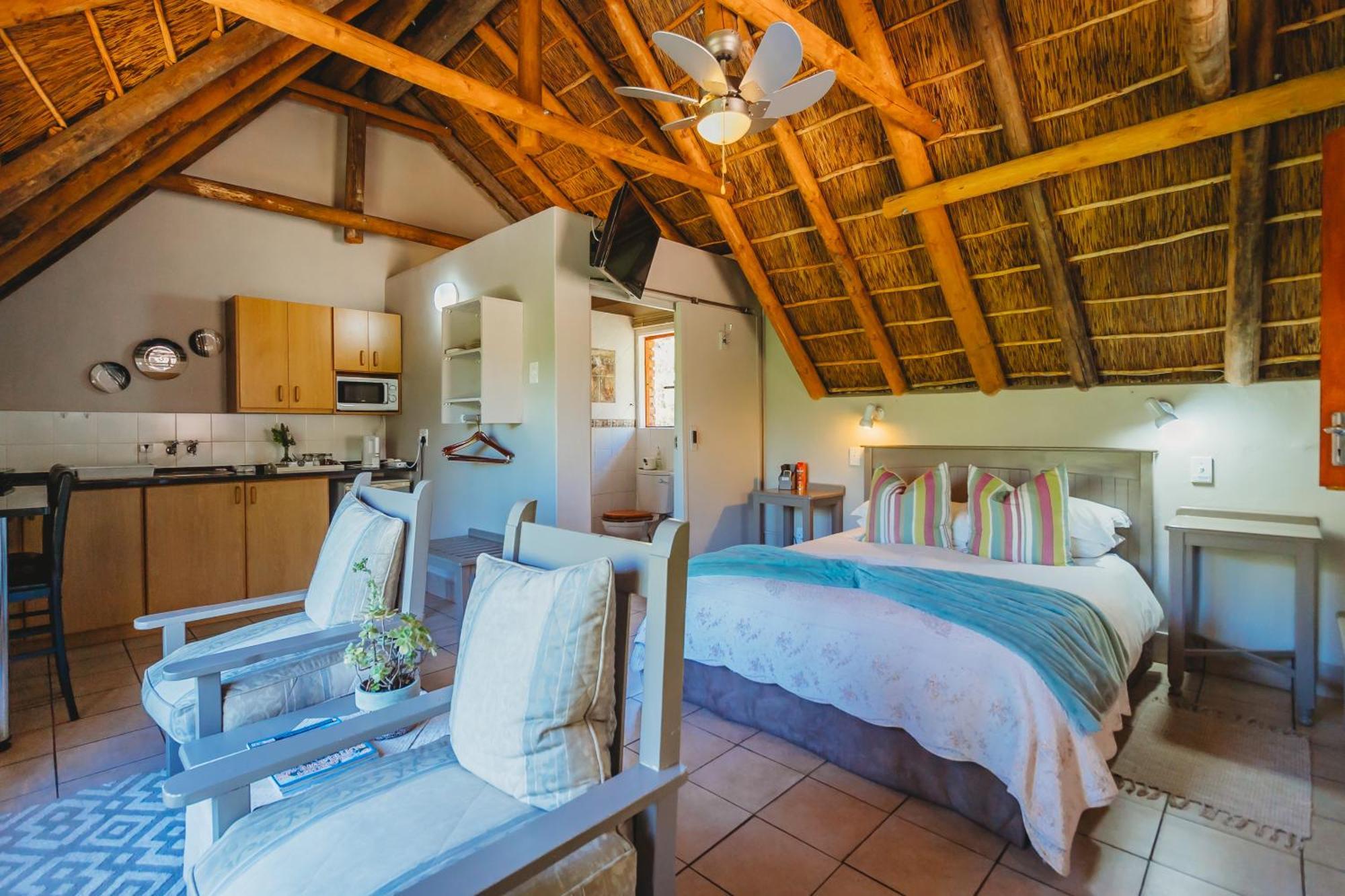 De Poort Country Lodge Oudtshoorn Oda fotoğraf