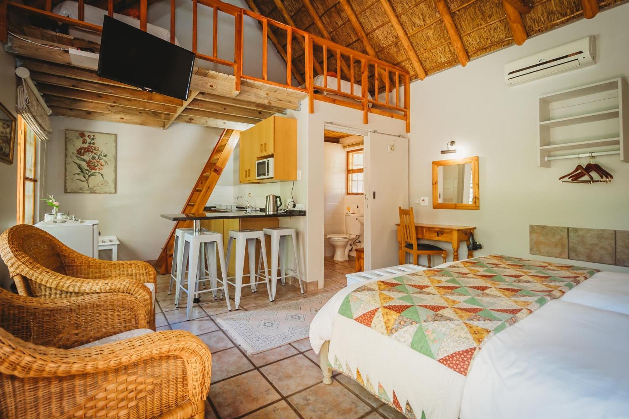 De Poort Country Lodge Oudtshoorn Oda fotoğraf