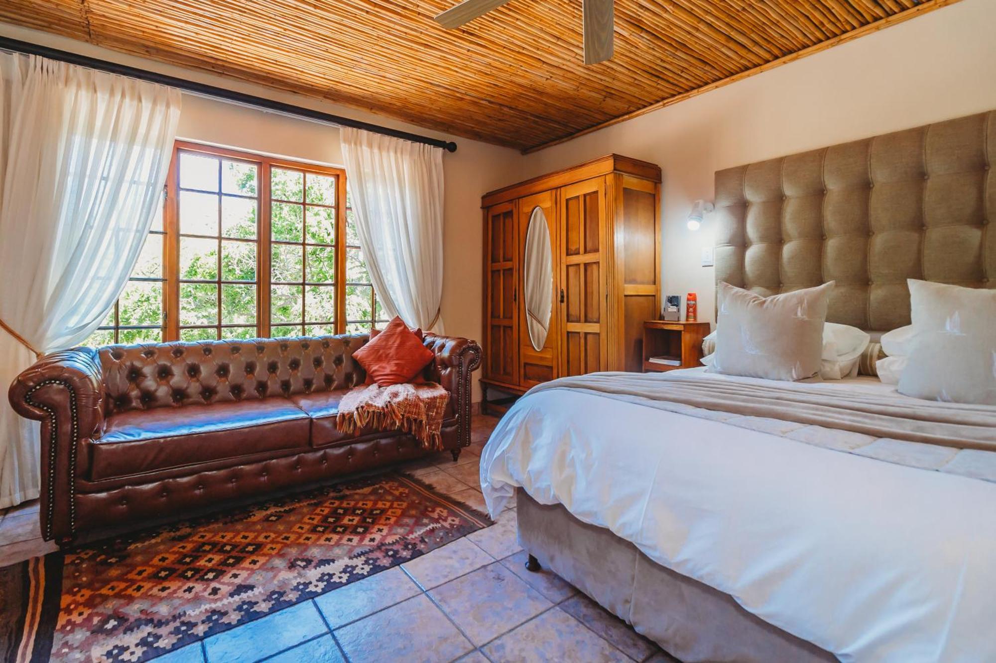 De Poort Country Lodge Oudtshoorn Dış mekan fotoğraf