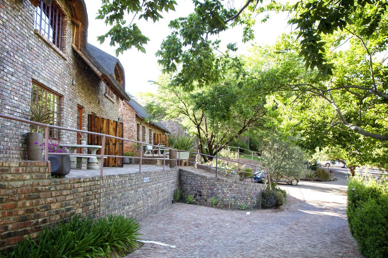 De Poort Country Lodge Oudtshoorn Dış mekan fotoğraf