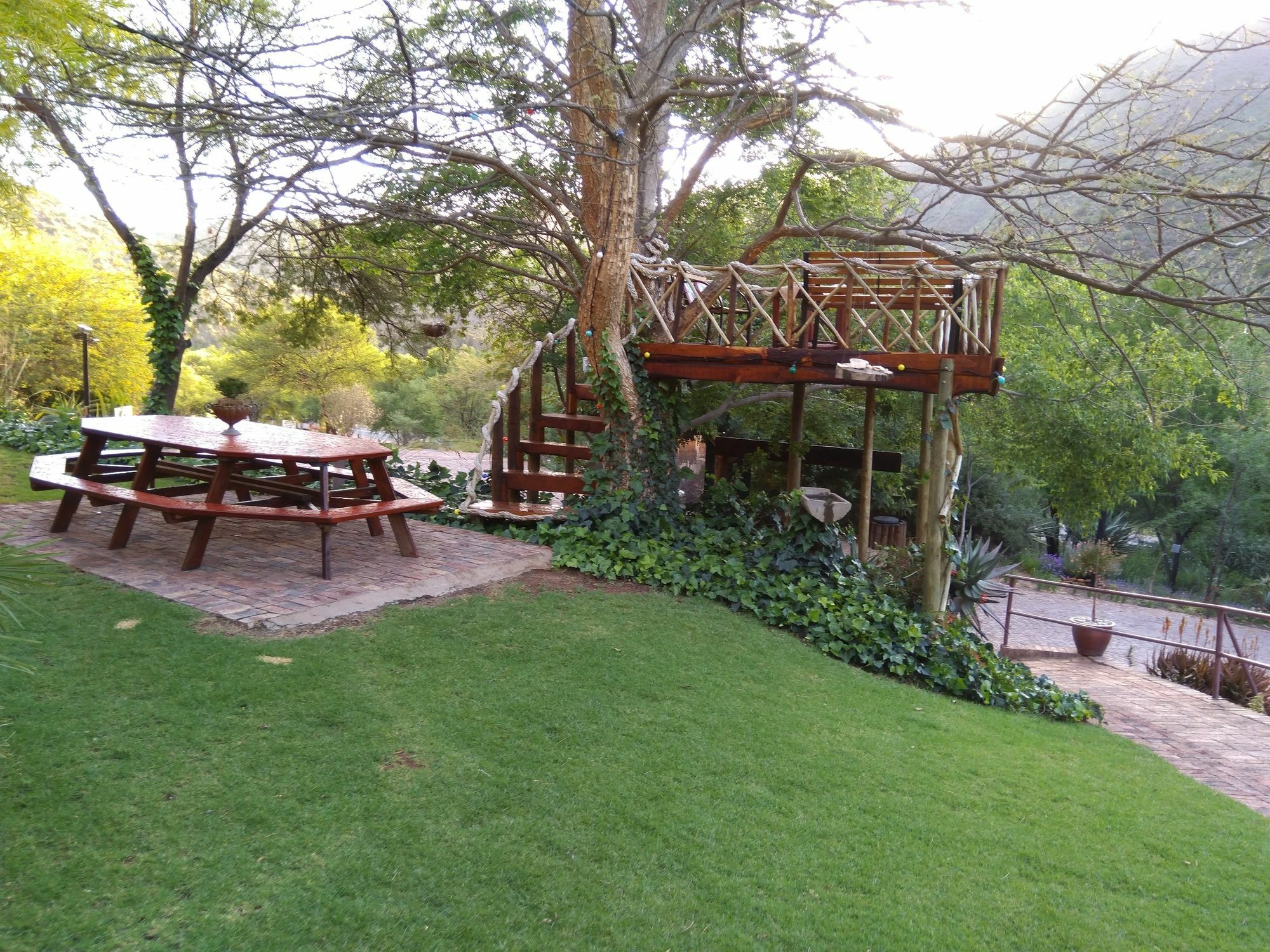 De Poort Country Lodge Oudtshoorn Dış mekan fotoğraf